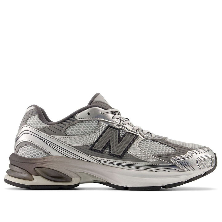 NEW BALANCE 2010 METALLIC SILVER GREY
