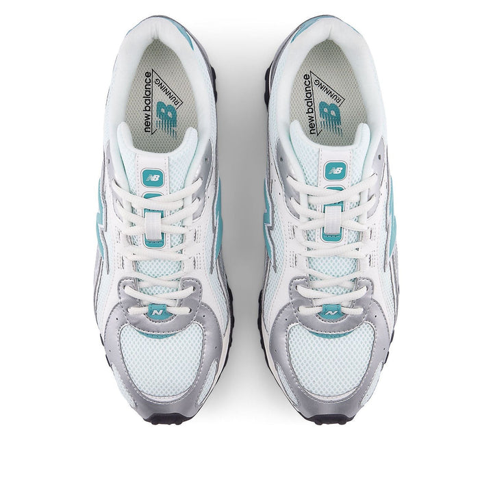 NEW BALANCE 204L LIGHT SILVER METALLIC