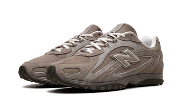 NEW BALANCE 204L MUSHROOM ARID STONE — Stock
