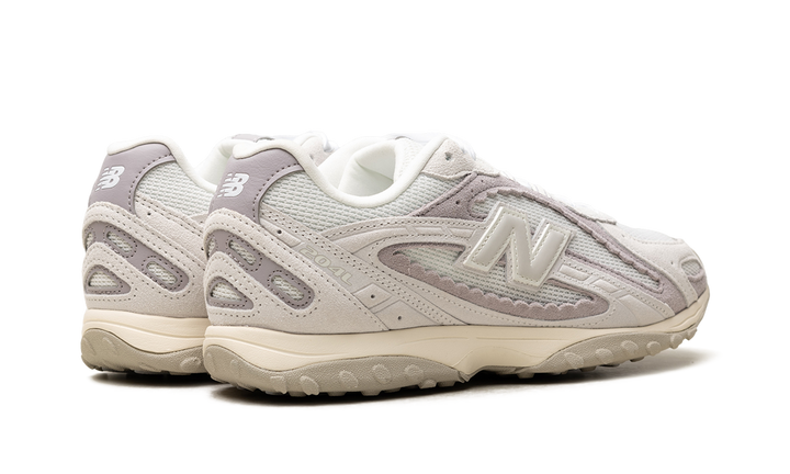 NEW BALANCE 204L REFLECTION