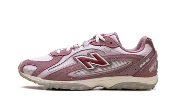 NEW BALANCE 204L ROSEWOOD — Stock