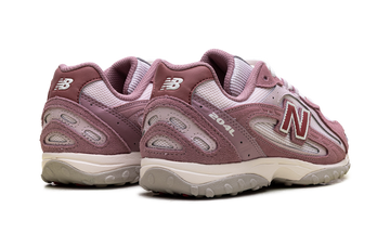 NEW BALANCE 204L ROSEWOOD — Stock