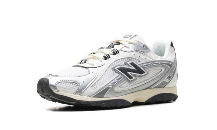 NEW BALANCE 204L SILVER METALLIC BLACK