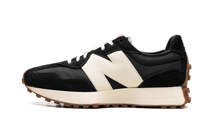 NEW BALANCE 327 BLACK WHITE GUM WOMENS