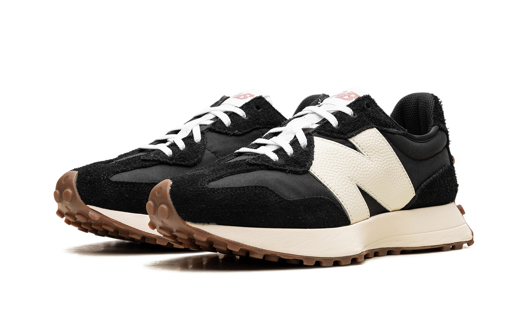 NEW BALANCE 327 BLACK WHITE GUM WOMENS