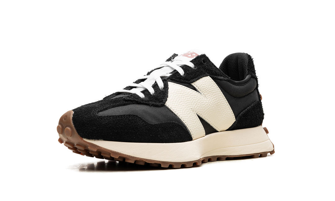 NEW BALANCE 327 BLACK WHITE GUM WOMENS