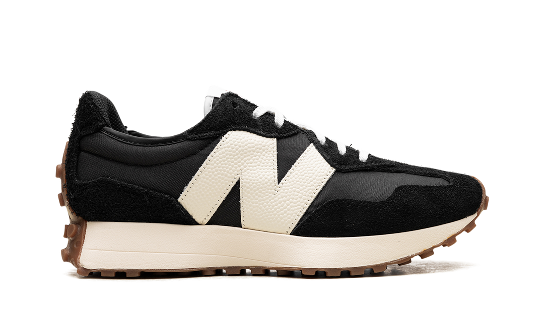 NEW BALANCE 327 BLACK WHITE GUM WOMENS
