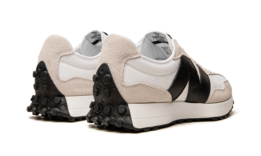 NEW BALANCE 327 BLACK WHITE