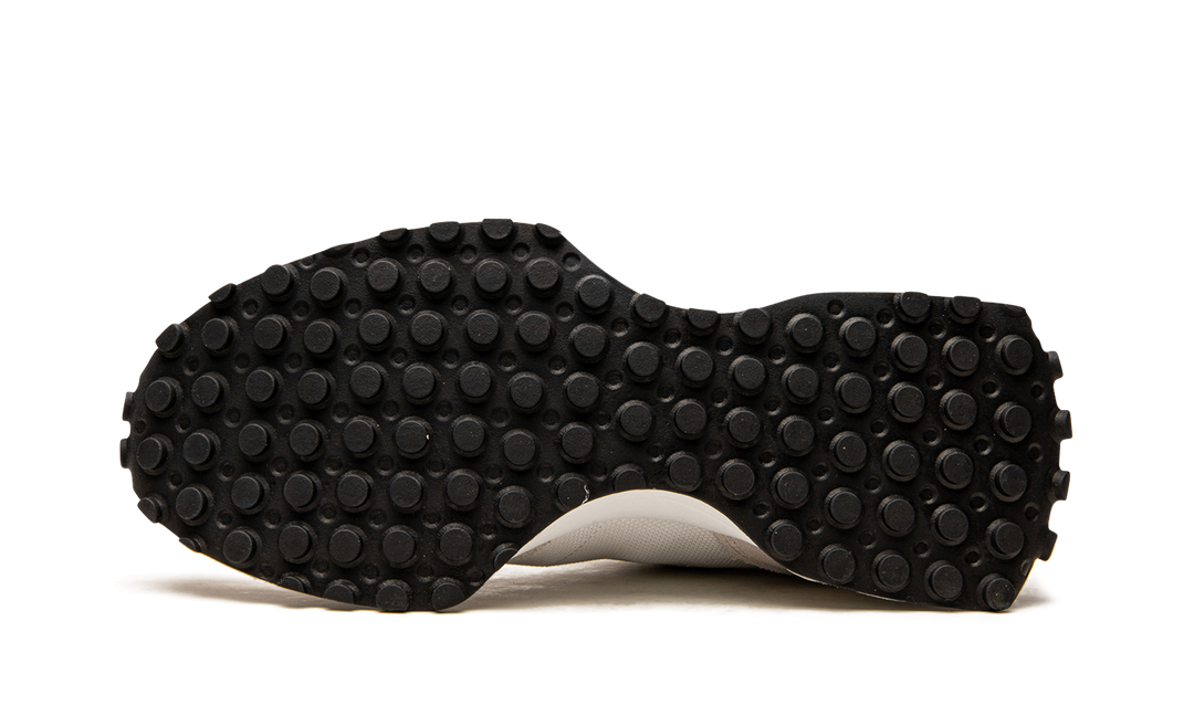NEW BALANCE 327 BLACK WHITE