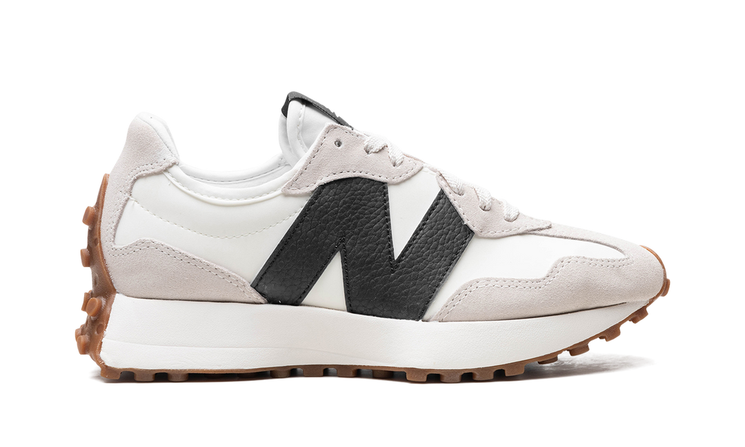 NEW BALANCE 327 MOONBEAM BLACK GUM WOMENS