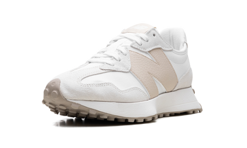 NEW BALANCE 327 SEA SALT SANDSTONE WOMENS — Stock