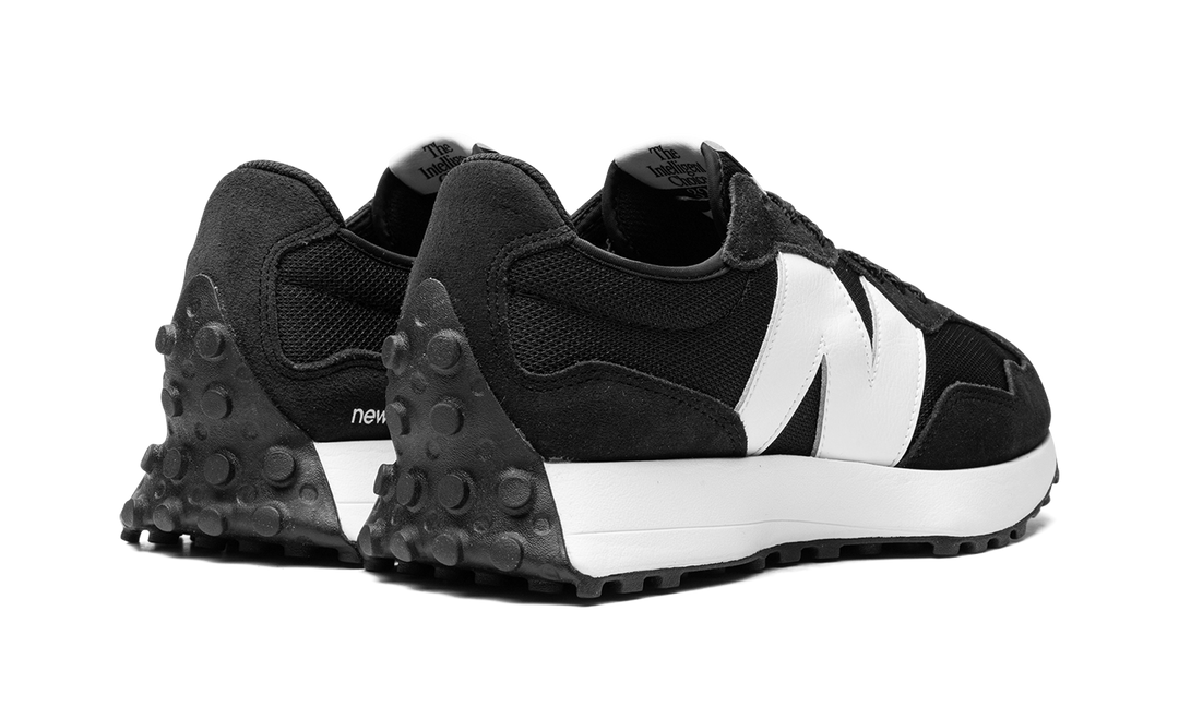 NEW BALANCE 327 WHITE BLACK