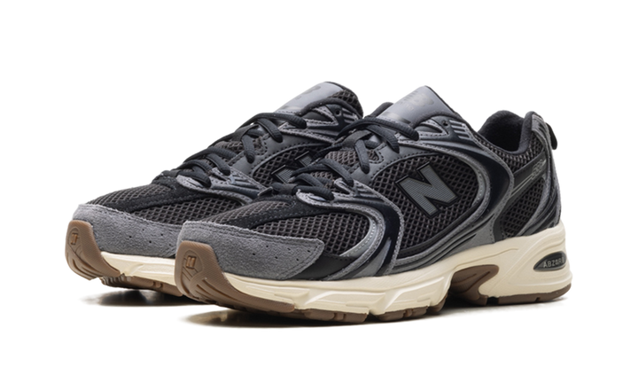 NEW BALANCE 530 BLACK GUM