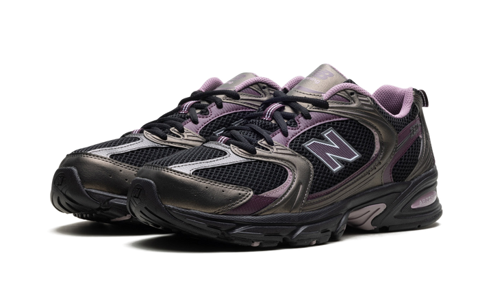 NEW BALANCE 530 BLACK METALLIC PLUM BROWN