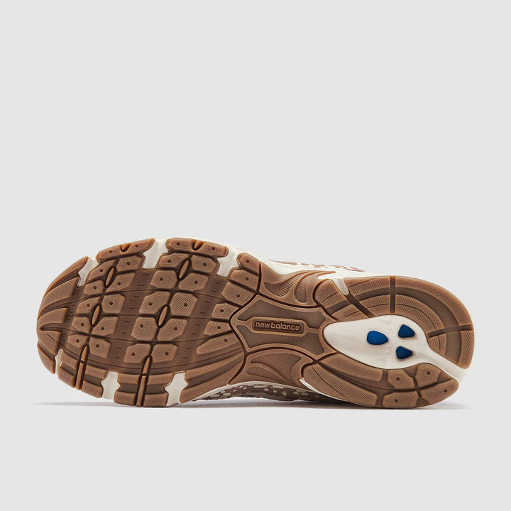 NEW BALANCE 530 FLAT TAUPE/ TORNADO