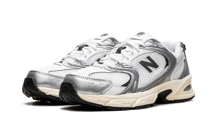 NEW BALANCE 530 SILVER METALLIC BLACK CEMENT — Stock 