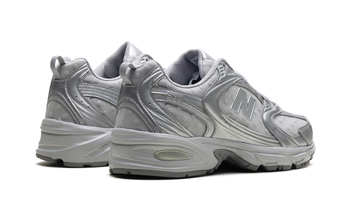 NEW BALANCE 530 SILVER METALLIC RAINCLOUD POLKA DOTS