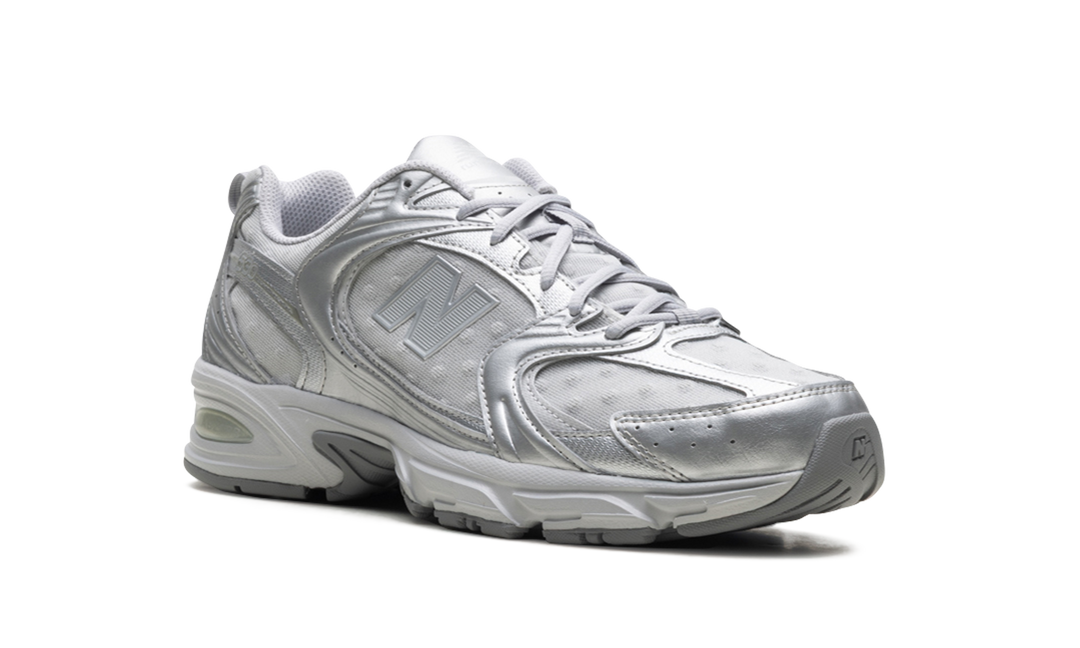NEW BALANCE 530 SILVER METALLIC RAINCLOUD POLKA DOTS