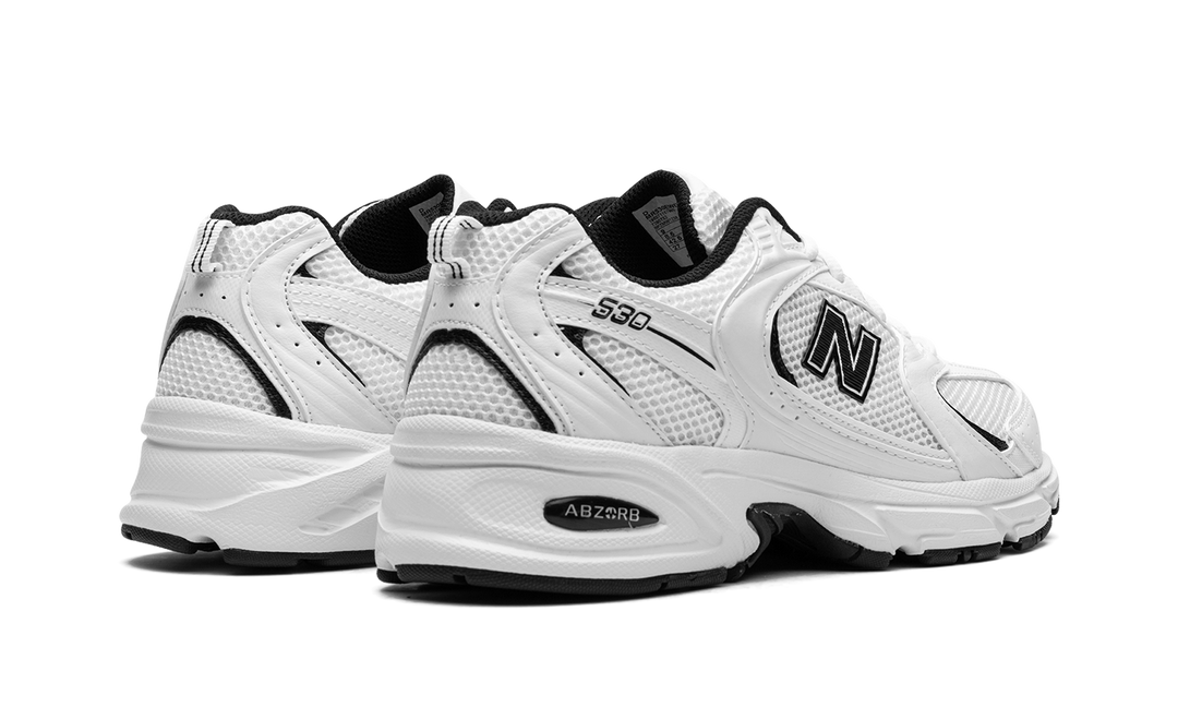 NEW BALANCE 530 WHITE BLACK DETAILS