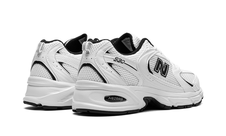 NEW BALANCE 530 WHITE BLACK DETAILS