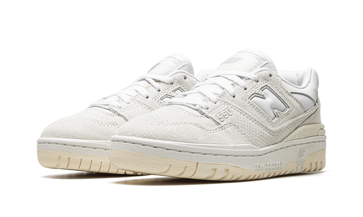 NEW BALANCE 550 OFF WHITE WOMENS