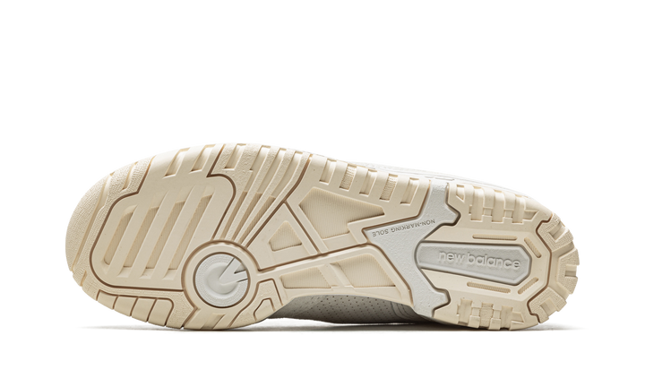 NEW BALANCE 550 OFF WHITE WOMENS