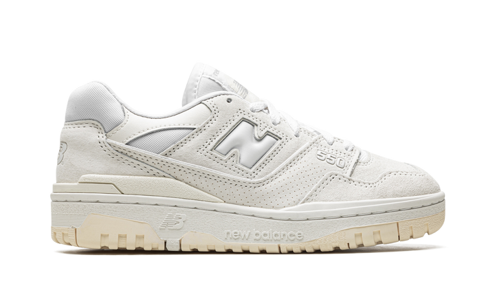 NEW BALANCE 550 OFF WHITE WOMENS