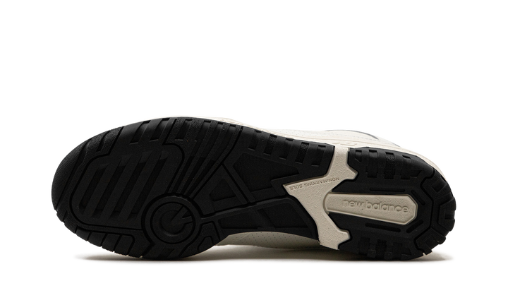 NEW BALANCE 550 SEA SALT BLACK PATENT