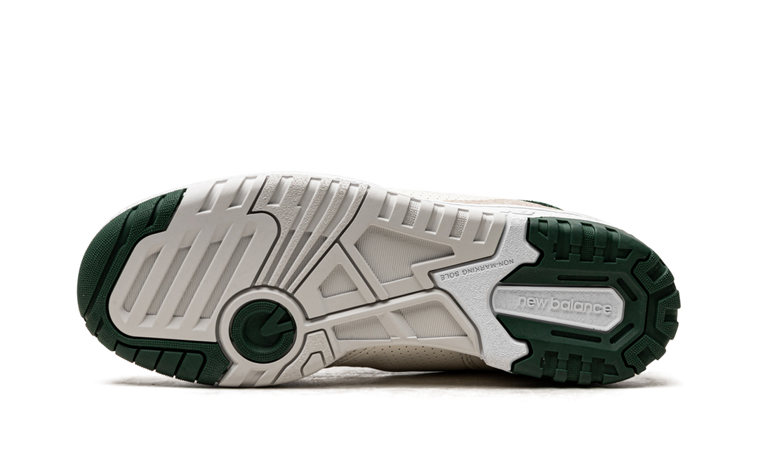 NEW BALANCE 550 SEA SALT PINE GREEN