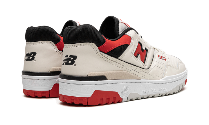 NEW BALANCE 550 SEA SALT TRUE RED