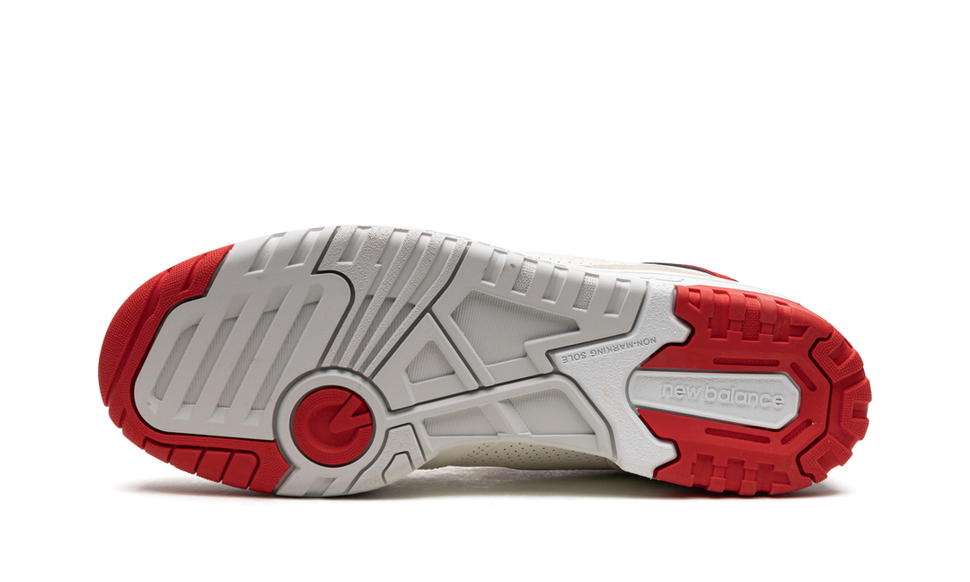 NEW BALANCE 550 SEA SALT TRUE RED