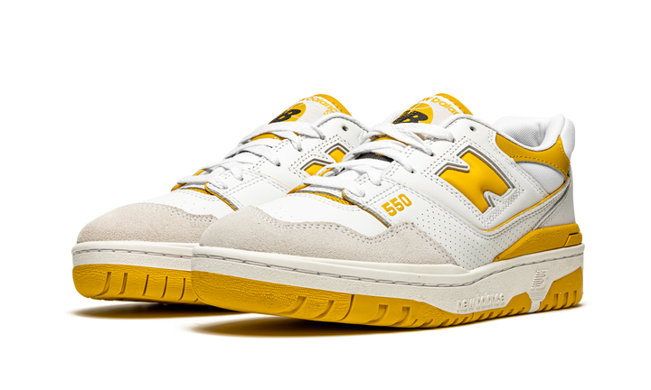 NEW BALANCE 550 SEA SALT VARSITY GOLD