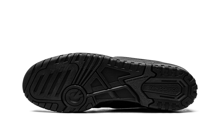 NEW BALANCE 740 TRIPLE BLACK