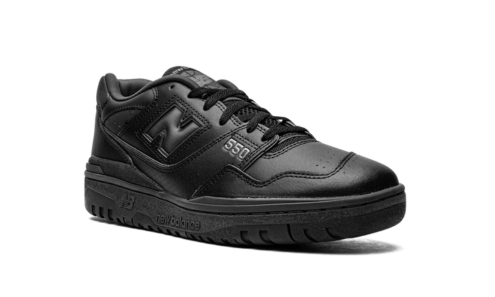 NEW BALANCE 740 TRIPLE BLACK