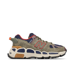 NEW BALANCE 574 X SALEHE BEMBURY YURT TEAM FOREST GREEN