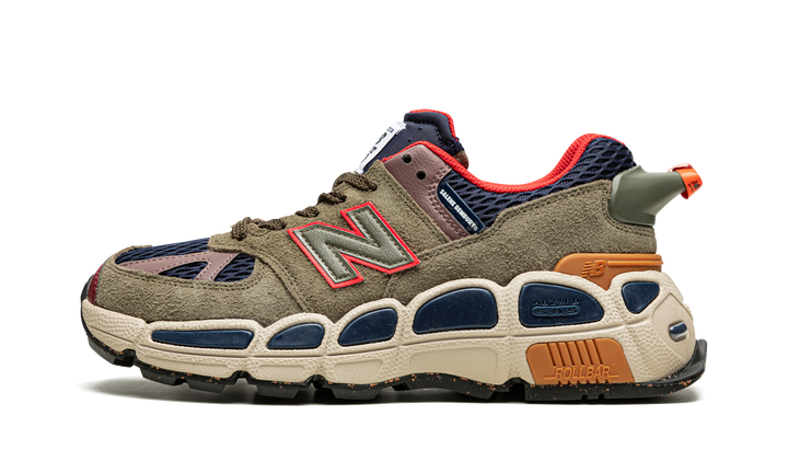 NEW BALANCE 574 X SALEHE BEMBURY YURT TEAM FOREST GREEN