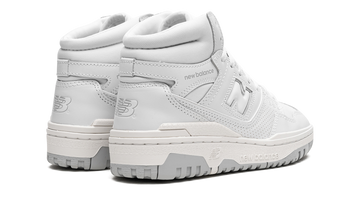 NEW BALANCE 650R TRIPLE WHITE — Stock
