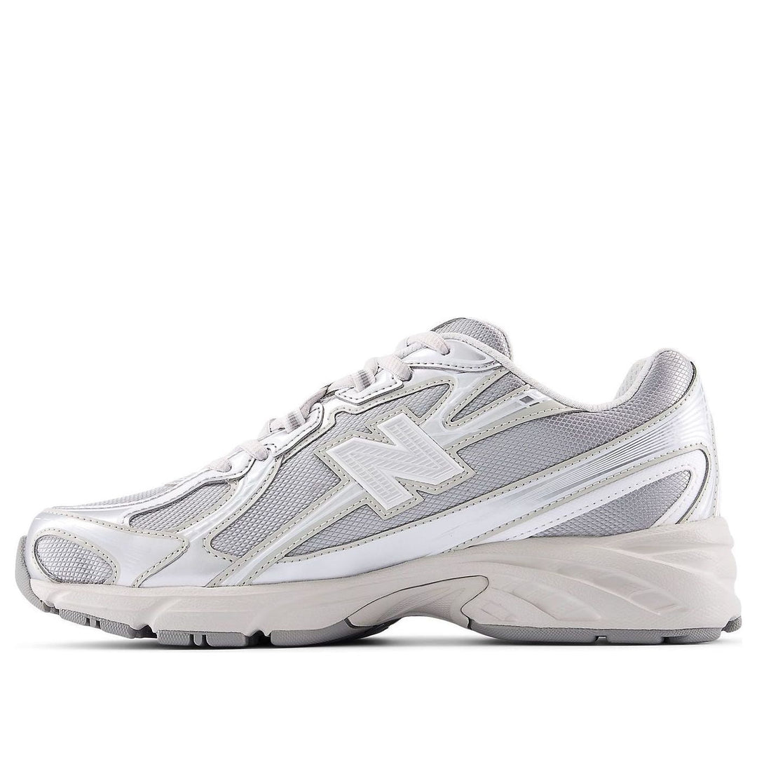 NEW BALANCE 740 METALLIC SILVER