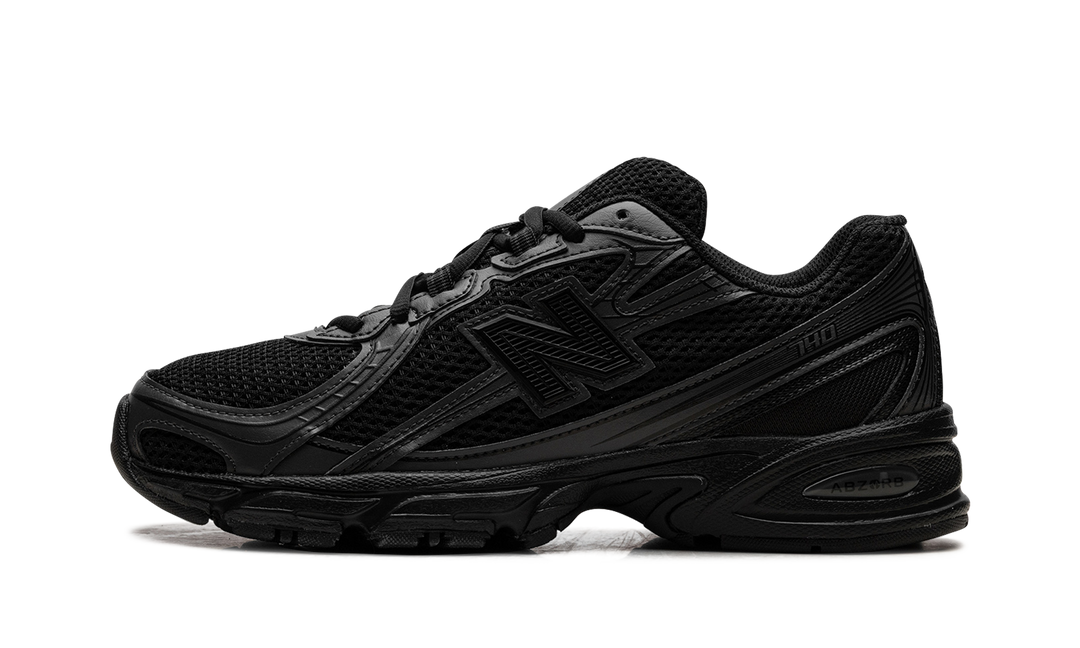 NEW BALANCE 740 TRIPLE BLACK
