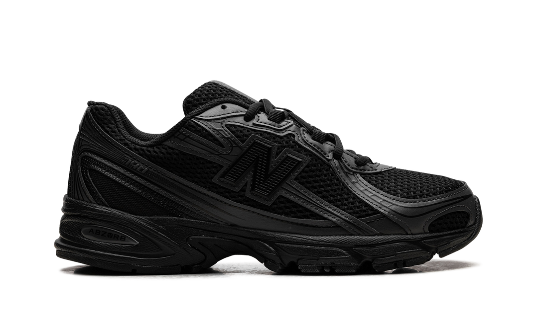 NEW BALANCE 740 TRIPLE BLACK