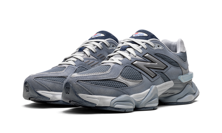 NEW BALANCE 9060 &