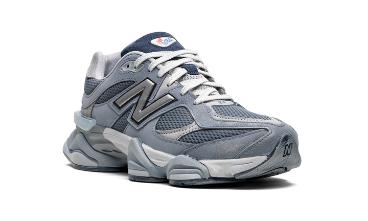 NEW BALANCE 9060 &