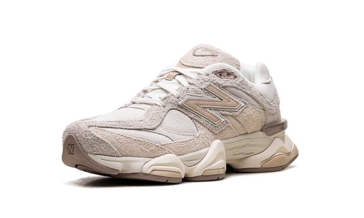 NEW BALANCE 9060 BISQUE SEA SALT