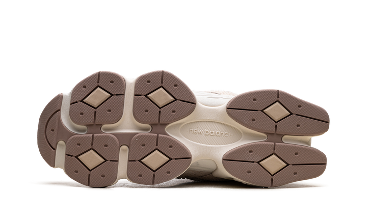 NEW BALANCE 9060 BISQUE SEA SALT