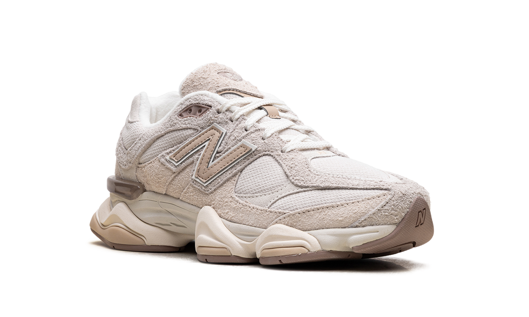 NEW BALANCE 9060 BISQUE SEA SALT