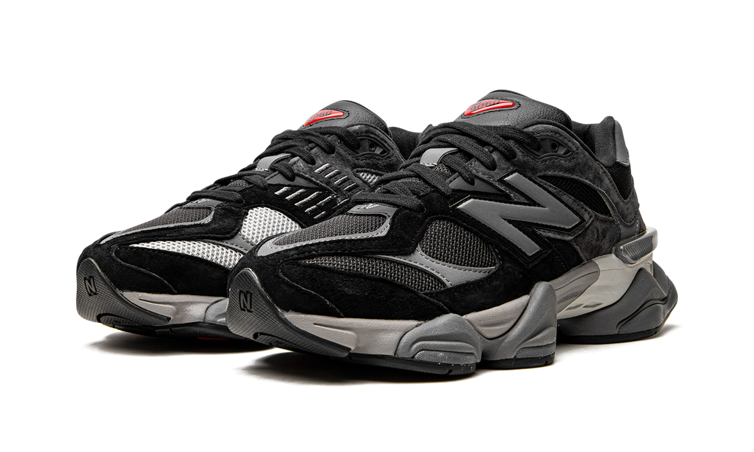 NEW BALANCE 9060 &