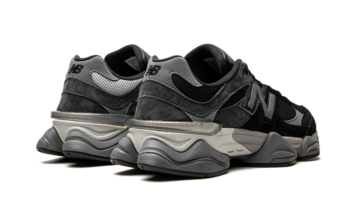 NEW BALANCE 9060 &