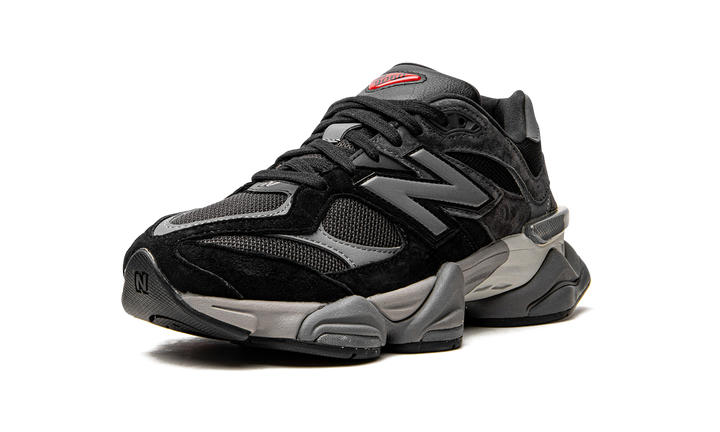 NEW BALANCE 9060 &