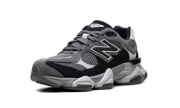 NEW BALANCE 9060 BLACK CASTLEROCK — Stock