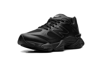 NEW BALANCE 9060 BLACK GREY BLACK — Stock